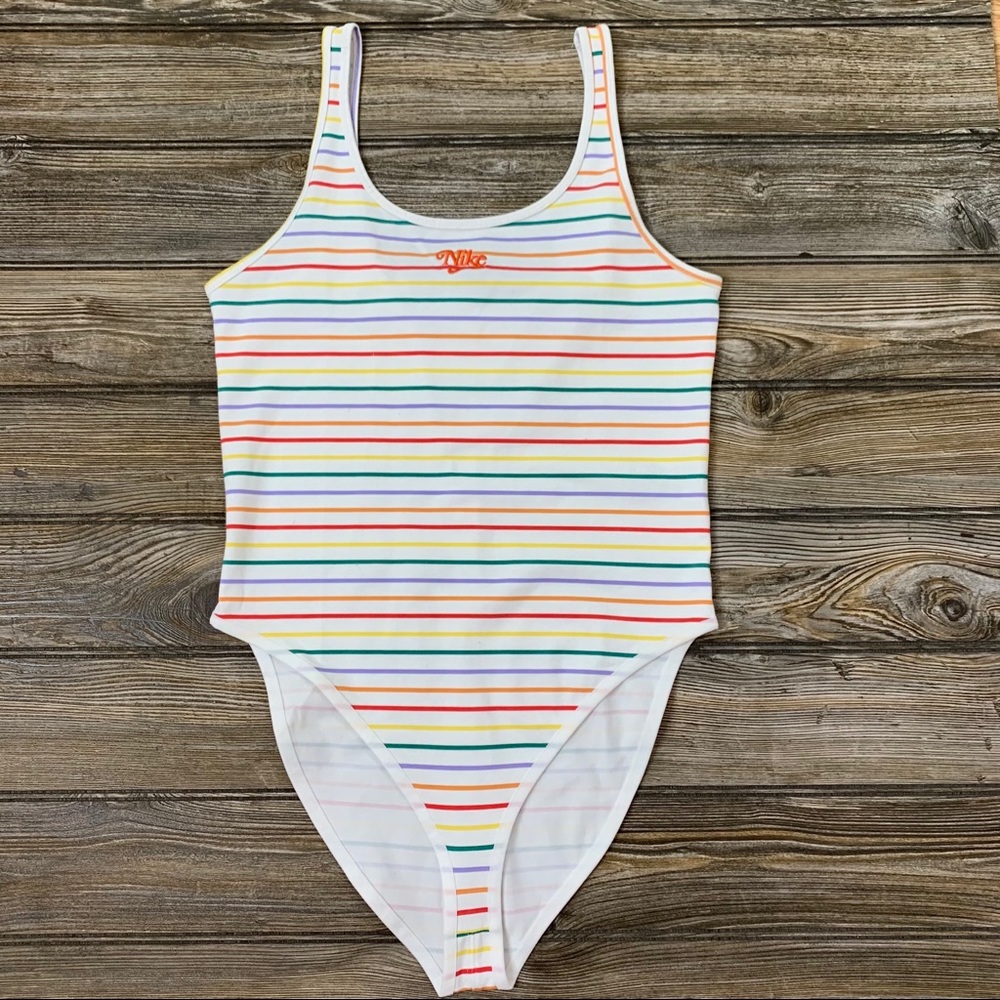 🎉HP🎉Nike Sportswear Retro Bodysuit White M - Picture 3 of 7
